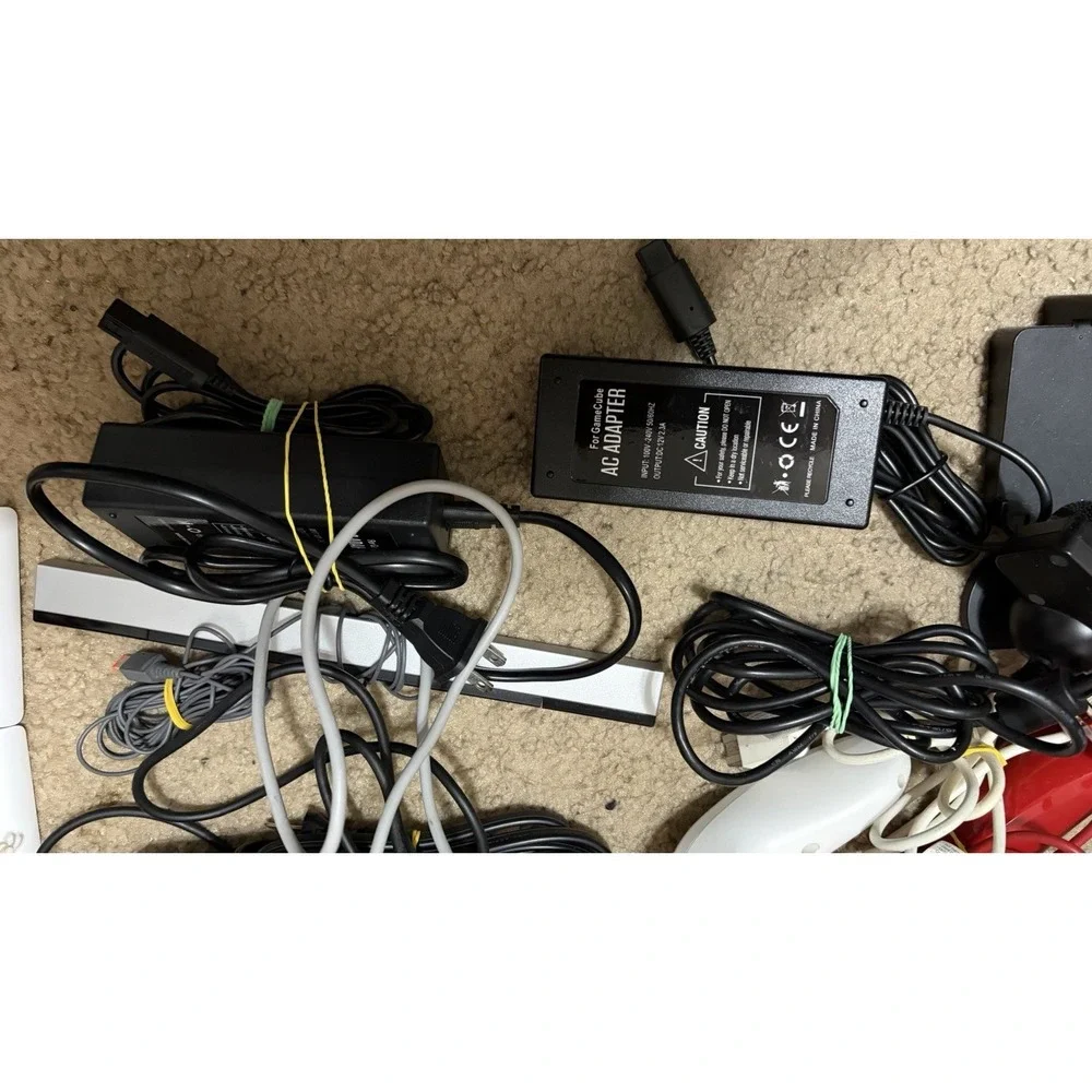 Lot of 6 Official OEM Nintendo Wii Wii U AC Power Supply Adapter Cords And More